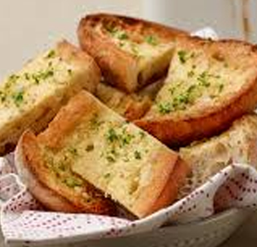 Papas Corn Quseso with Garlic Bread