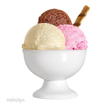 Vanilla / Strawberry Ice Cream